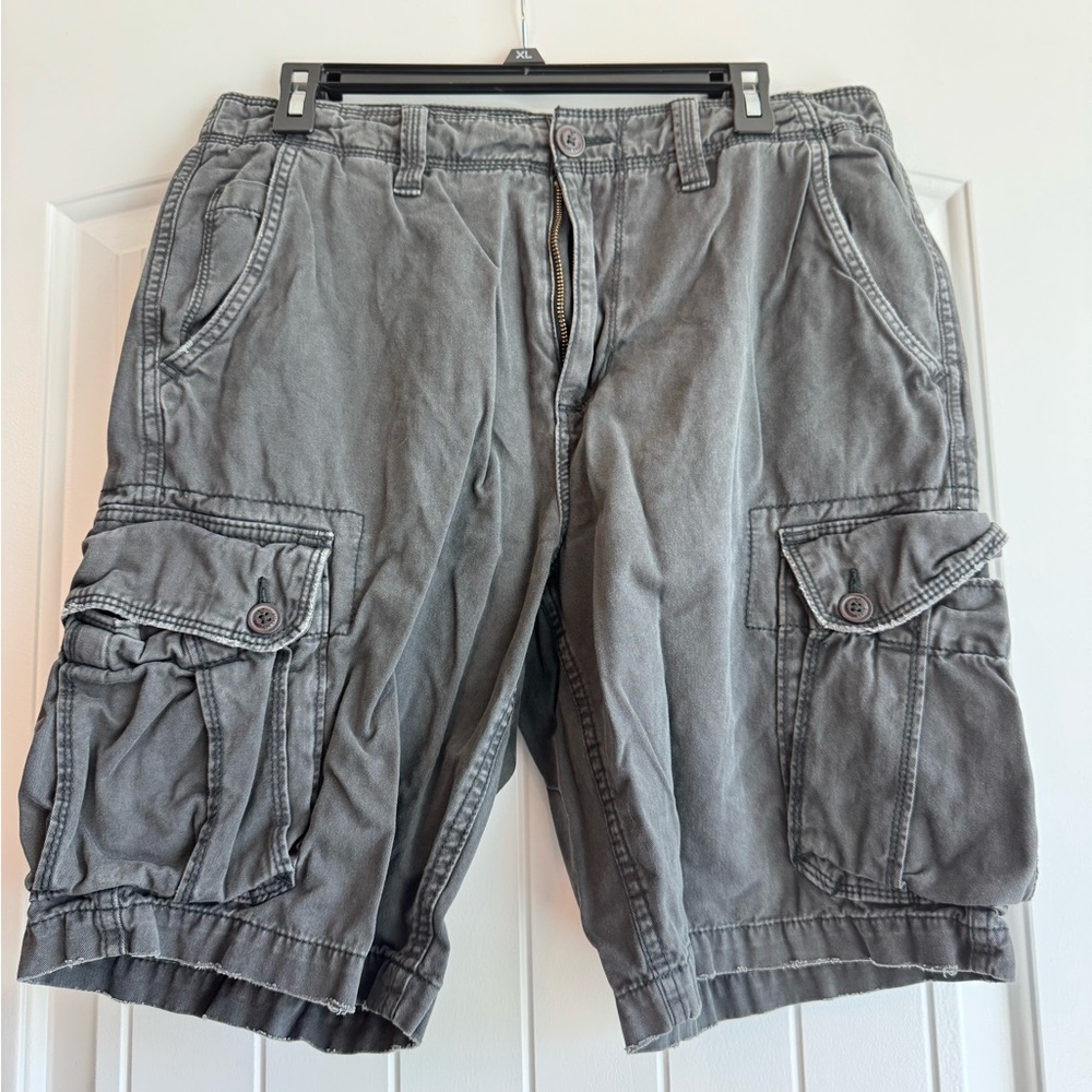 American Eagle Outfitters Gray Cargo Shorts - Utility Pockets